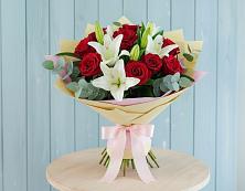 Букет цветов из:  Лилии и Розы в Парфентьево